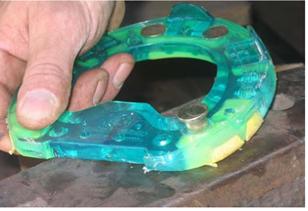 pic_product_stollen im Hufbeschlag